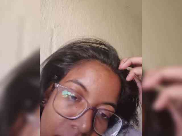 IndianBeaut webcam