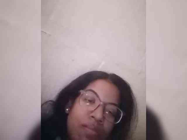 IndianBeaut webcam