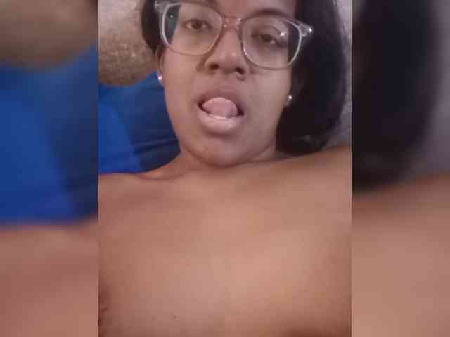 IndianBeaut webcam