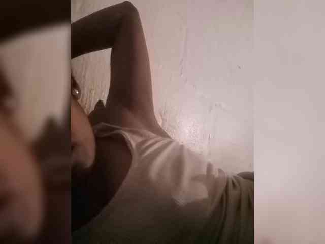 IndianBeaut webcam