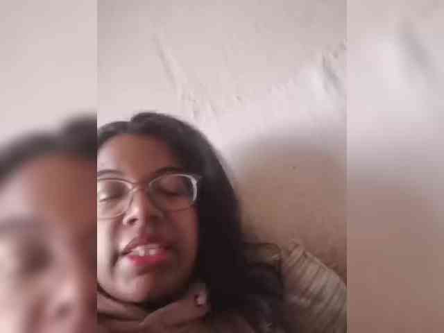 IndianBeaut webcam