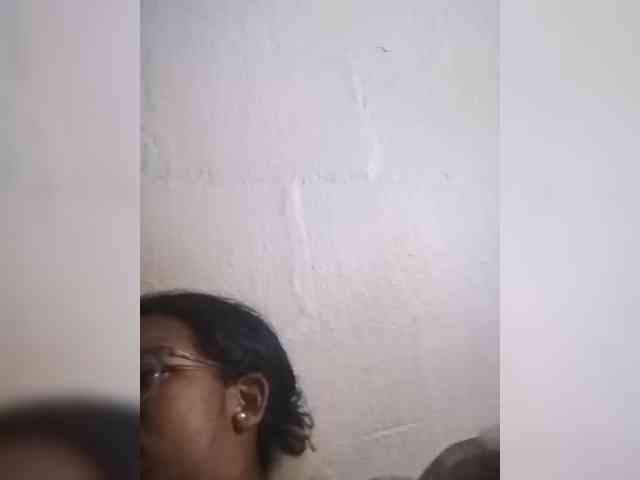 IndianBeaut webcam