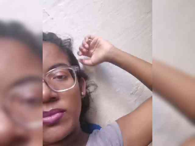 IndianBeaut webcam