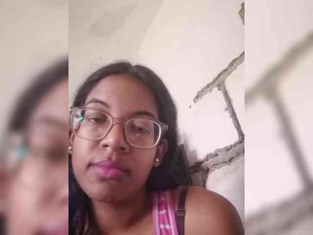 IndianBeaut webcam
