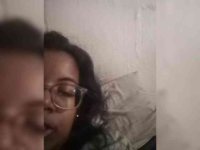 IndianBeaut webcam