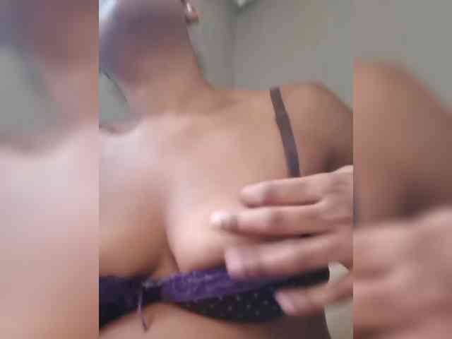 IndianBeaut webcam