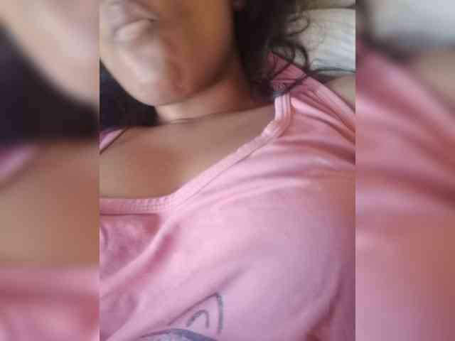 IndianBeaut webcam