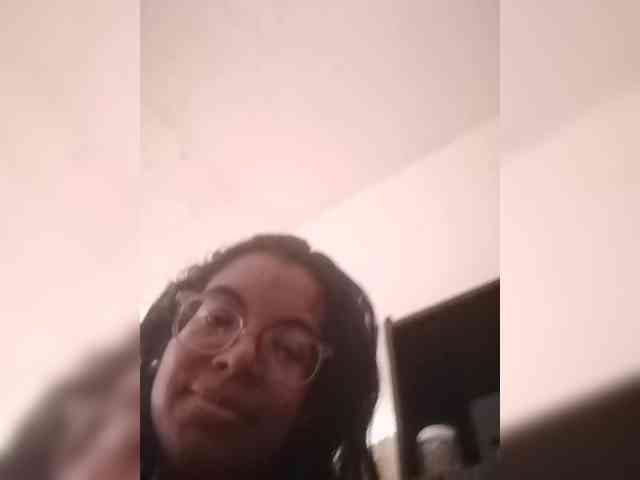 IndianBeaut webcam