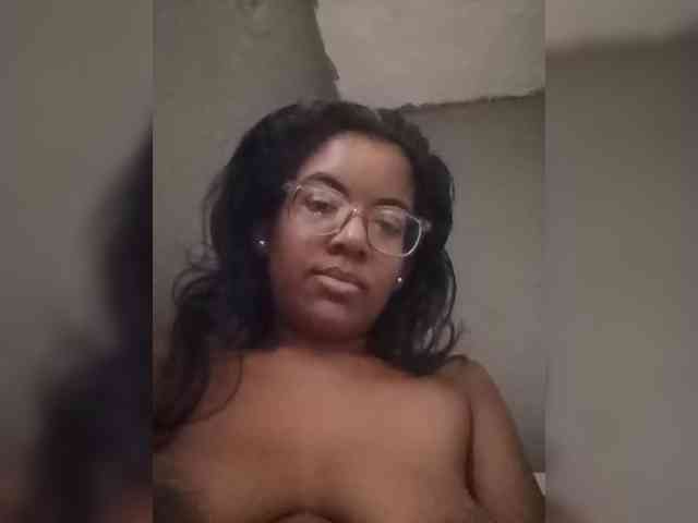 IndianBeaut webcam