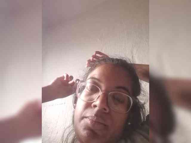 IndianBeaut webcam
