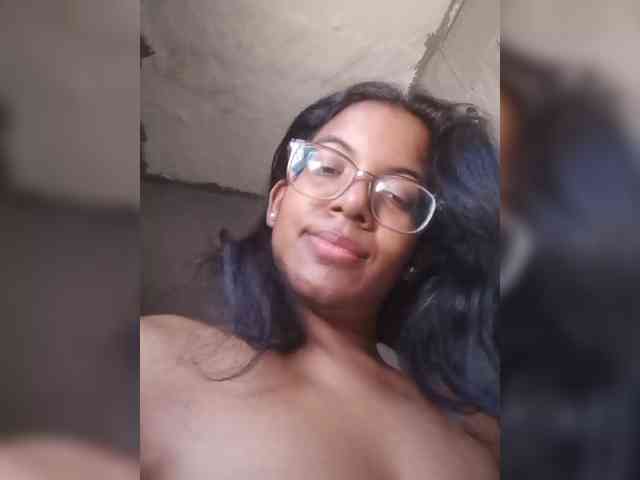 IndianBeaut webcam