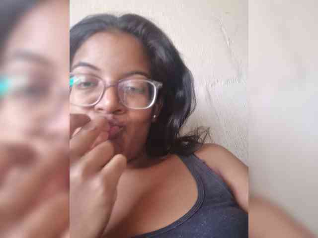 IndianBeaut webcam