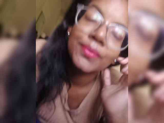 Model: IndianBeaut