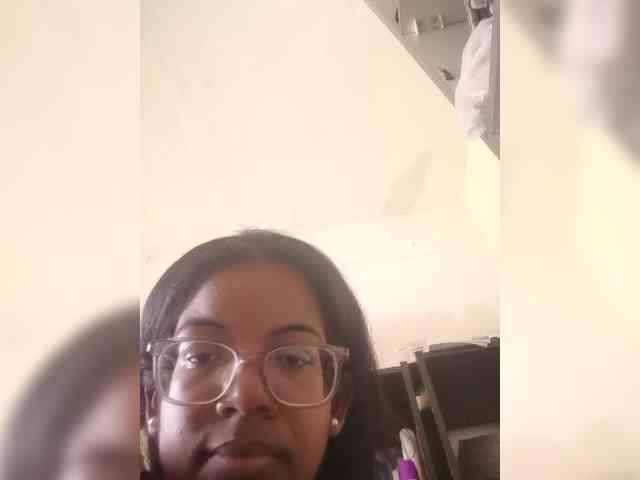 IndianBeaut webcam