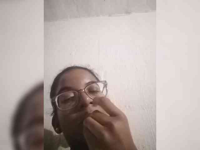 IndianBeaut webcam