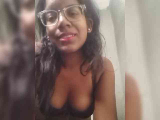 IndianBeaut webcam