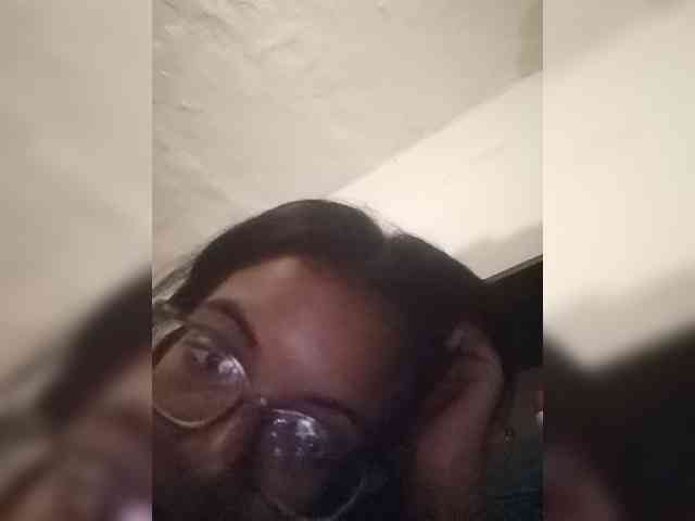 IndianBeaut webcam