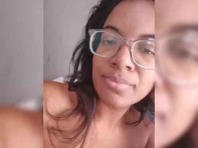IndianBeaut webcam