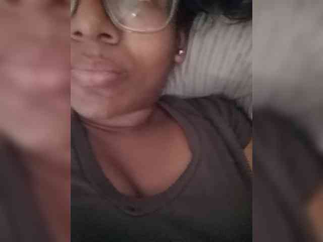 IndianBeaut webcam