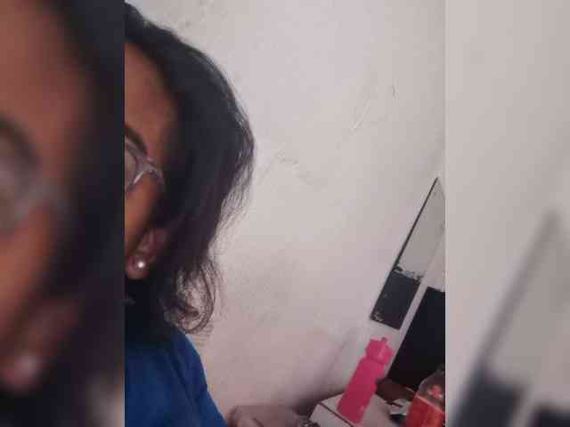 IndianBeaut webcam