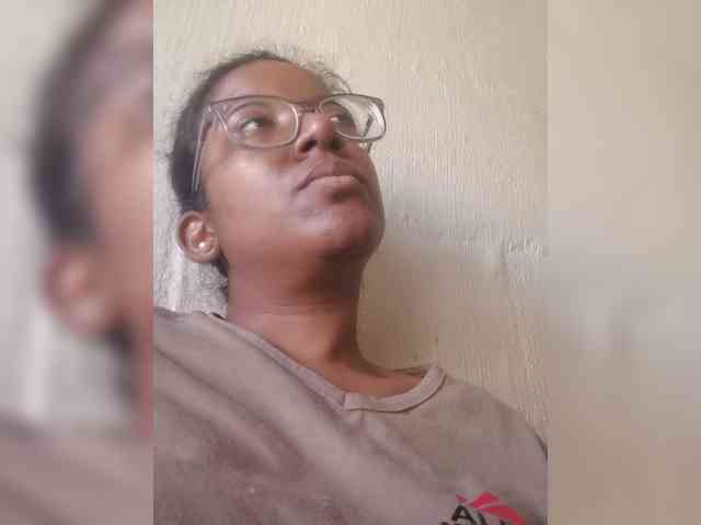 IndianBeaut webcam