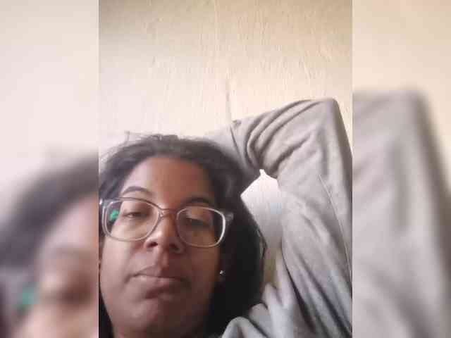 IndianBeaut webcam