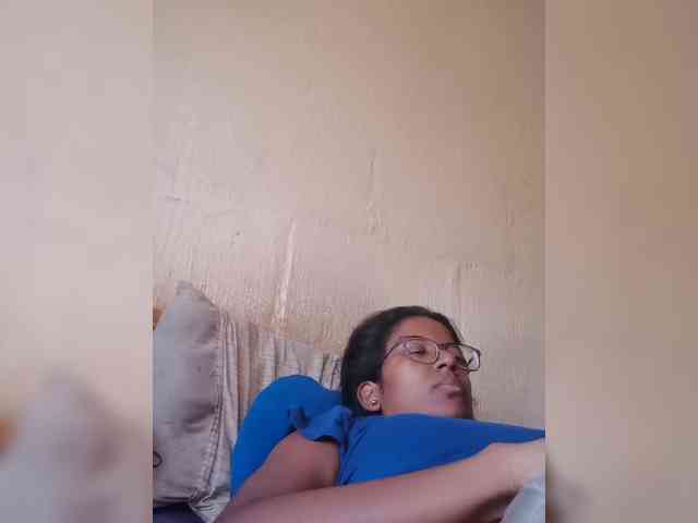 IndianBeaut webcam