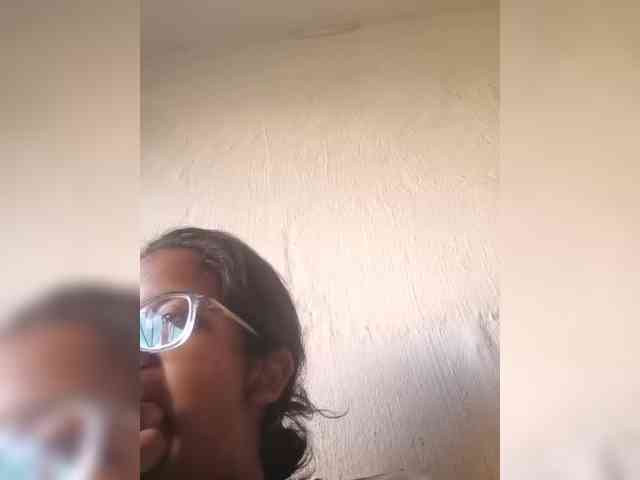IndianBeaut webcam