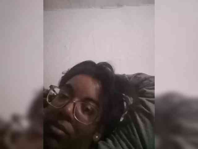 IndianBeaut webcam