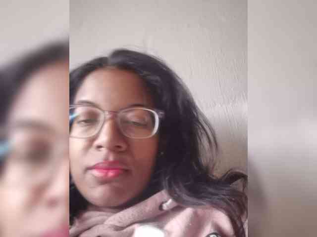 IndianBeaut webcam