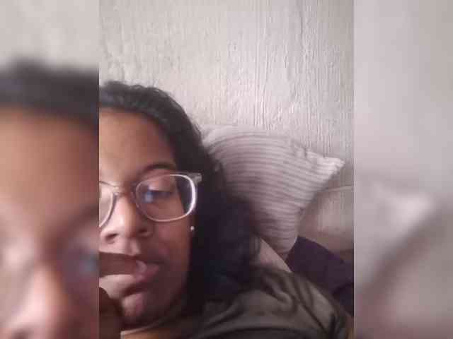 IndianBeaut webcam