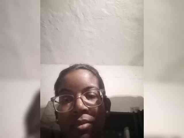 IndianBeaut webcam