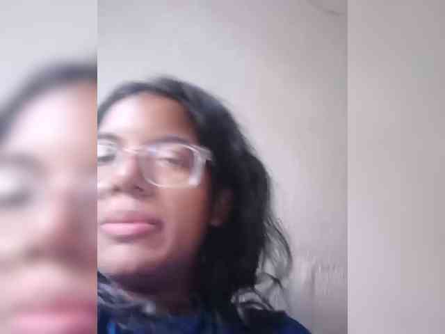 IndianBeaut webcam