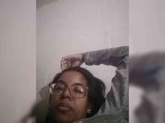 IndianBeaut webcam