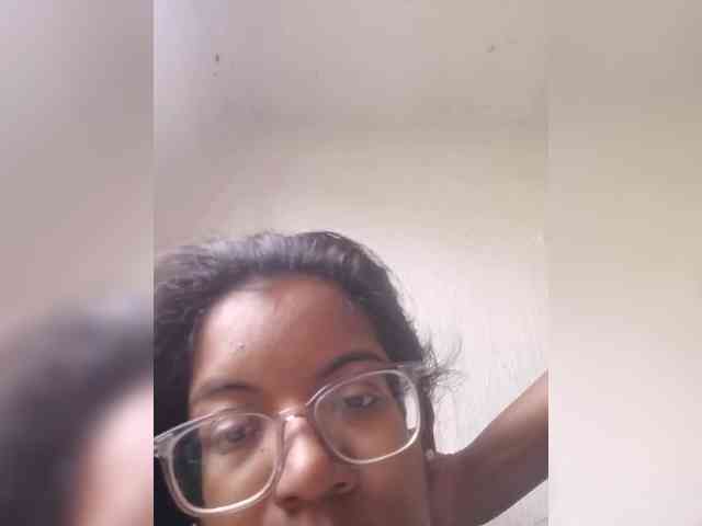 IndianBeaut webcam