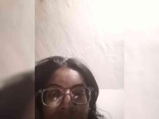 Model: IndianBeaut