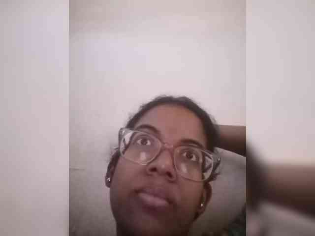 IndianBeaut webcam