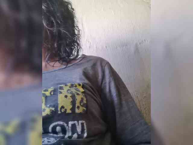 IndianBeaut webcam
