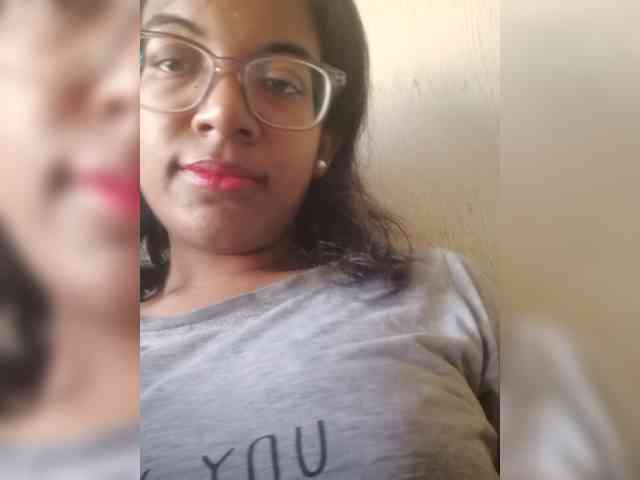 IndianBeaut webcam