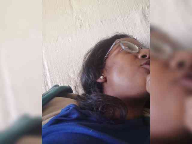 IndianBeaut webcam