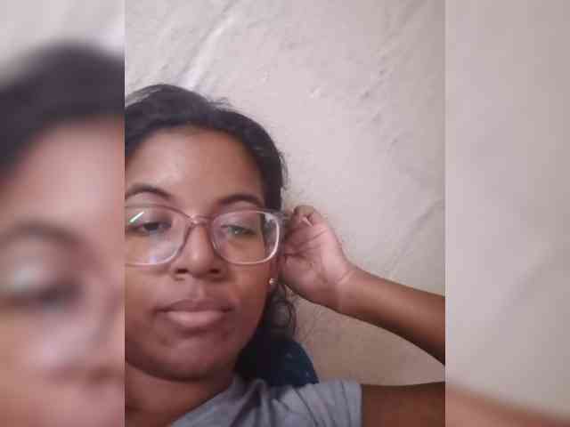 IndianBeaut webcam