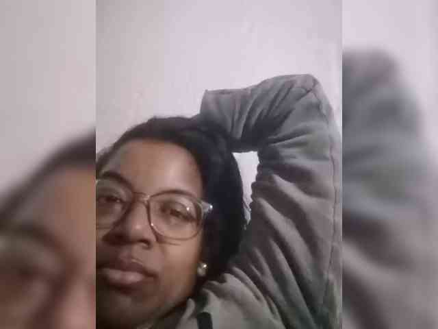 IndianBeaut webcam