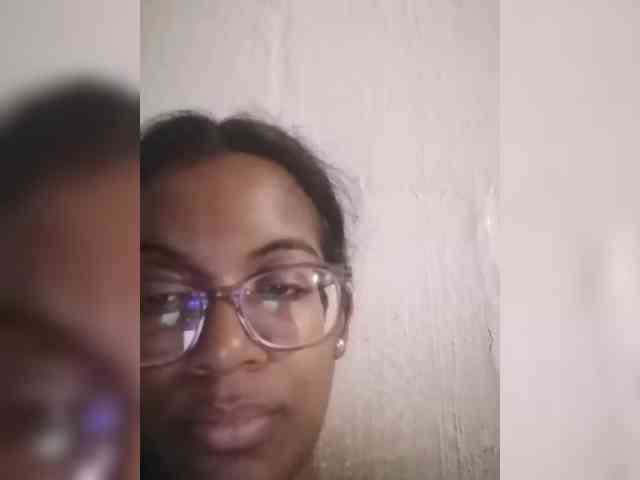 IndianBeaut webcam