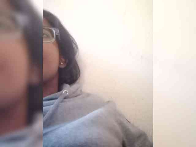 IndianBeaut webcam