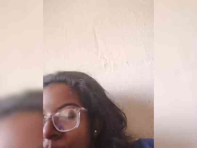 IndianBeaut webcam