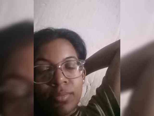 IndianBeaut webcam