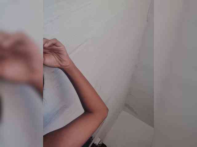 Model: IndianBeaut