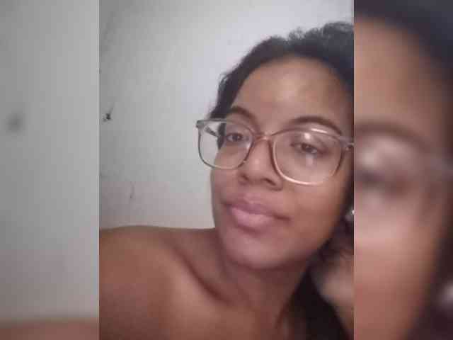 IndianBeaut webcam