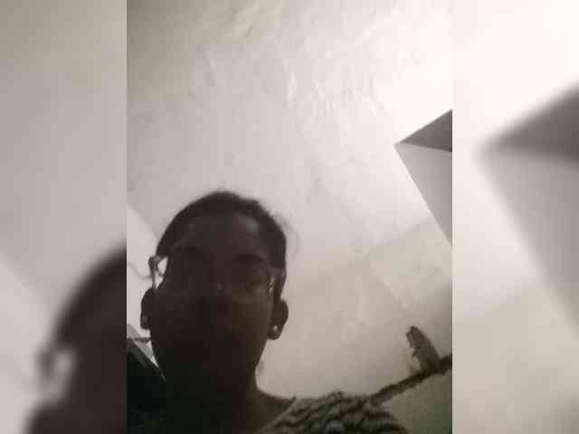 IndianBeaut webcam