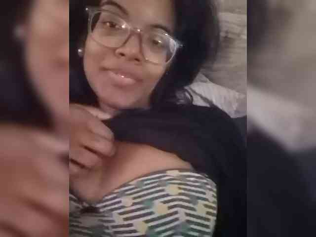 IndianBeaut webcam